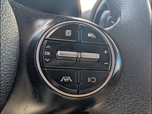 Used 2024 Kia Soul LX FWD image 24