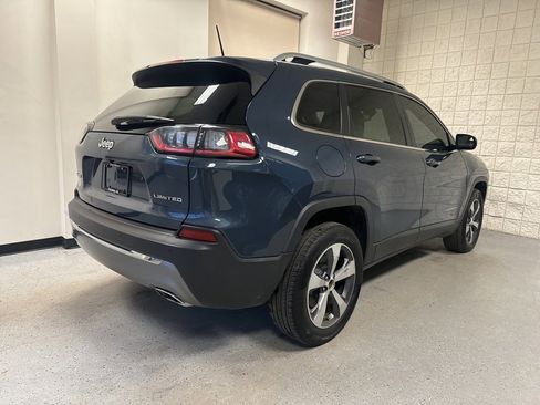 Used 2020 Jeep Cherokee Limited image 42