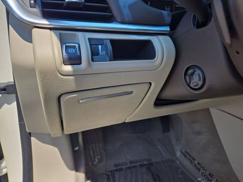 Used 2013 Cadillac XTS Luxury w/ Driver Awareness Package FWD image 21