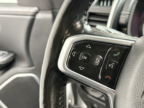 Used 2020 RAM 1500 Laramie AWD/4WD image 28