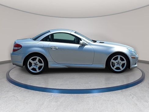 Used 2005 Mercedes-Benz SLK 350 image 4