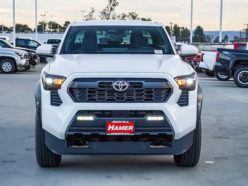 New 2026 Toyota Tacoma TRD Off-Road image 2