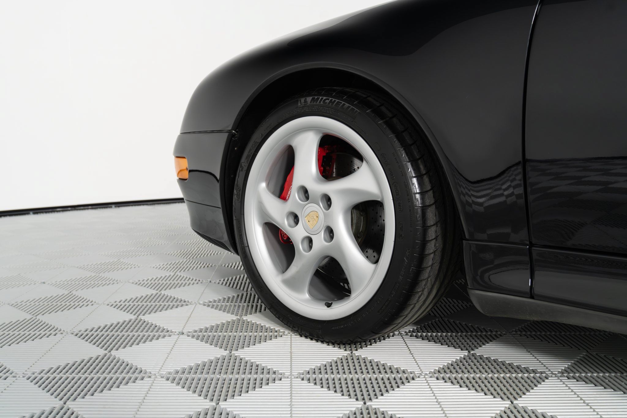 Used 1996 Porsche 911 Turbo RWD image 19