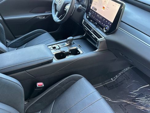 Certified 2023 Lexus RX 500h F Sport w/ Accessory Package (Z1) AWD/4WD image 19