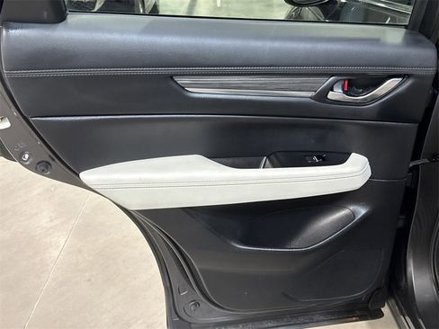 Used 2019 MAZDA CX-5 Grand Touring image 11