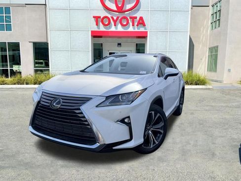 Used 2019 Lexus RX 350 FWD w/ Navigation Package image 4