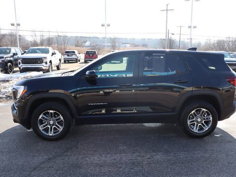 Used 2025 GMC Terrain Elevation image 25