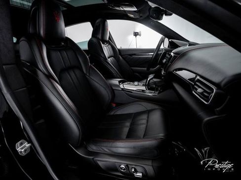 Used 2022 Maserati Levante Modena AWD/4WD image 38