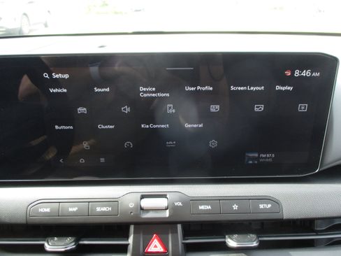 Used 2025 Kia K4 FWD image 20