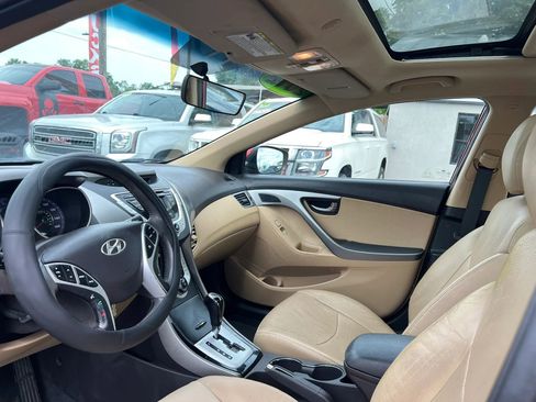 Used 2012 Hyundai Elantra Limited image 9
