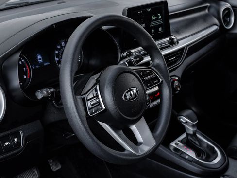 Used 2019 Kia Forte LXS FWD image 19