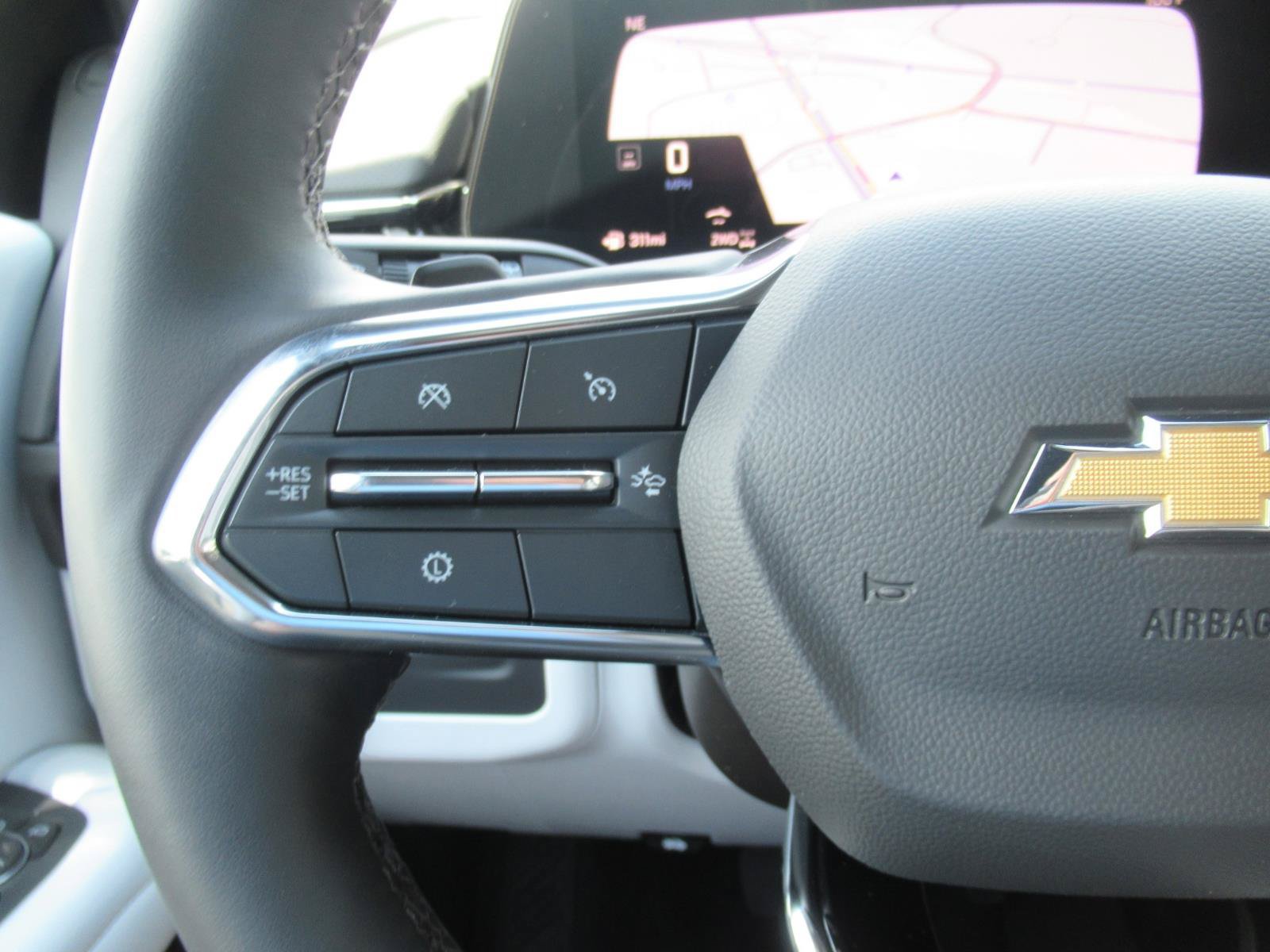 Used 2026 Chevrolet Suburban Premier AWD/4WD image 24