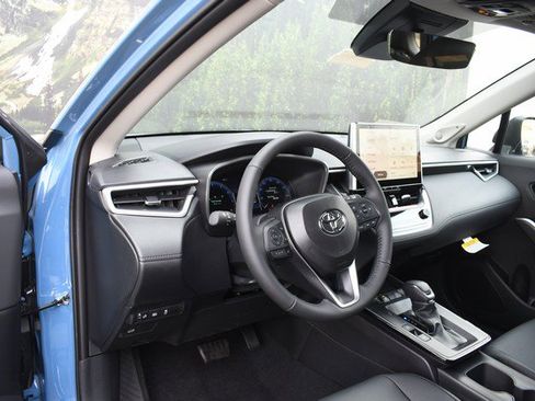 New 2026 Toyota Corolla Cross XLE image 6