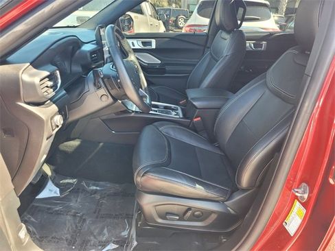 Used 2022 Ford Explorer ST w/ Equipment Group 401A image 3