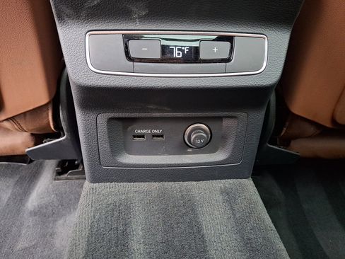 Certified 2025 Audi Q5 2.0T Premium Plus image 11