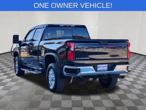 Used 2021 Chevrolet Silverado 2500 LTZ image 3