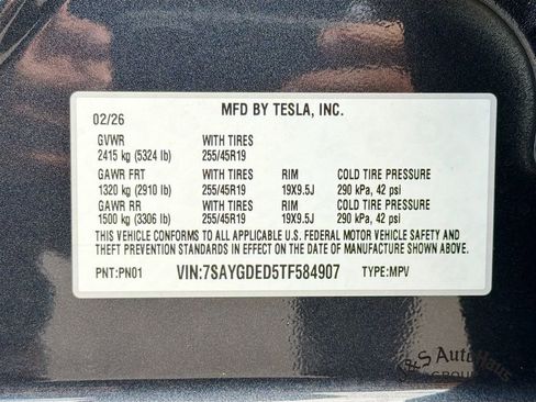 Used 2026 Tesla Model Y 2WD image 40