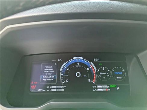 Used 2024 Toyota Tundra Limited AWD/4WD image 11