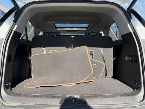 Used 2022 GMC Acadia AT4 w/ Preferred Package image 34