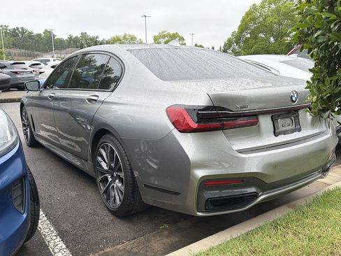 Used 2022 BMW 750i xDrive w/ M Sport Package AWD/4WD image 6