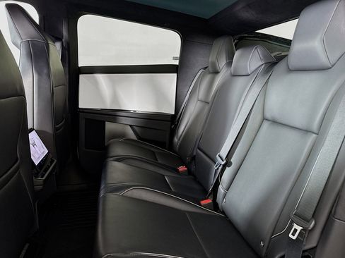 Used 2024 Tesla Cybertruck AWD Crew Cab image 7