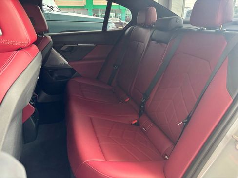 Used 2026 BMW 530i w/ M Sport Package RWD image 22