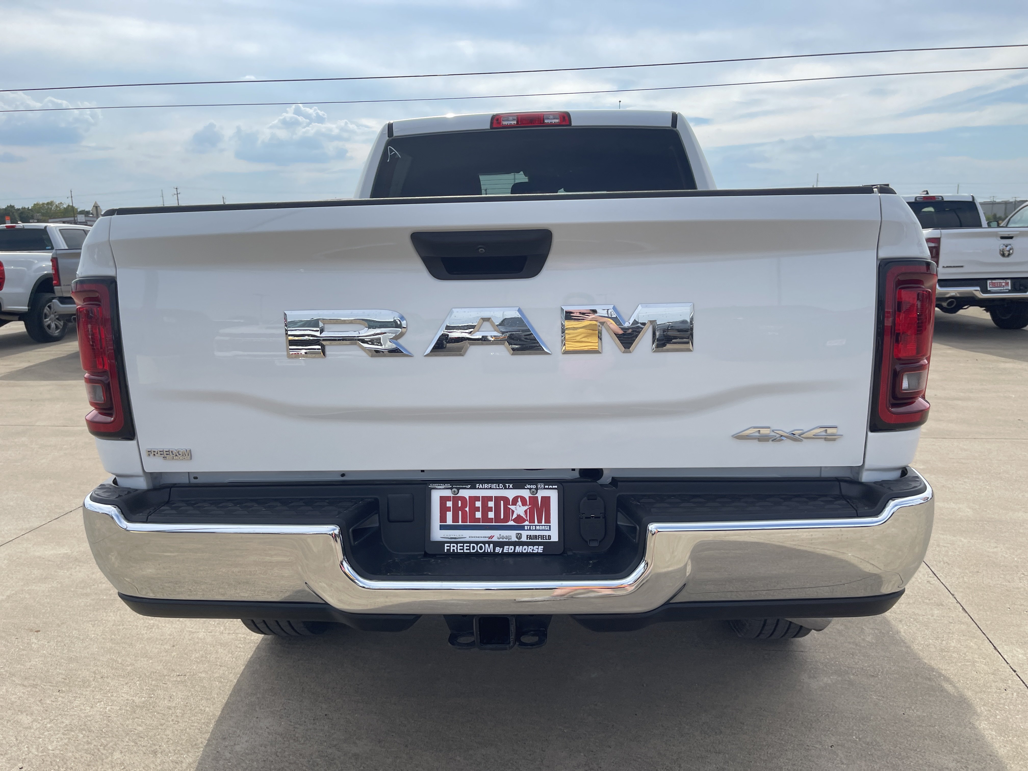 Used 2026 RAM 2500 Tradesman w/ Chrome Appearance Group AWD/4WD image 5