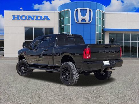 Used 2025 RAM 2500 Laramie w/ Night Edition AWD/4WD image 5