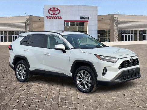 Certified 2025 Toyota RAV4 XLE Premium image 10