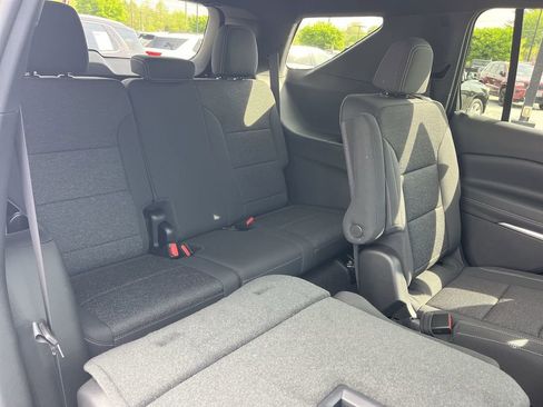 New 2025 Chevrolet Traverse LT image 27