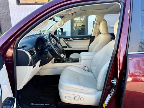Used 2020 Lexus GX 460 Premium image 15