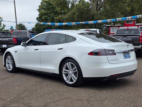Used 2013 Tesla Model S image 25