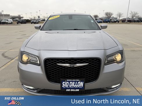 Used 2015 Chrysler 300 S w/ 300S Premium Group image 3