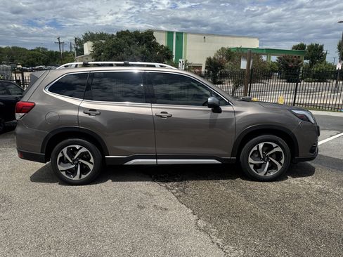 Certified 2023 Subaru Forester Touring w/ Popular Package #3 AWD/4WD image 2