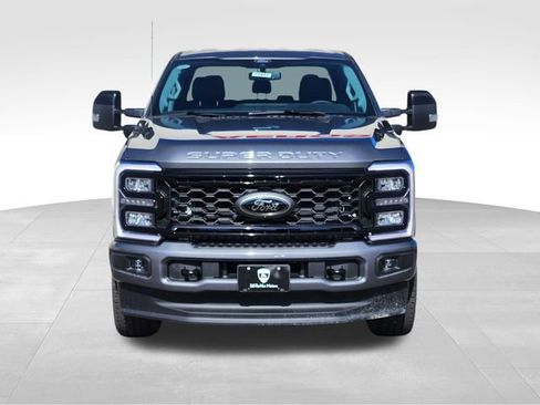 New 2026 Ford F350 Lariat w/ Black Appearance Package AWD/4WD image 2