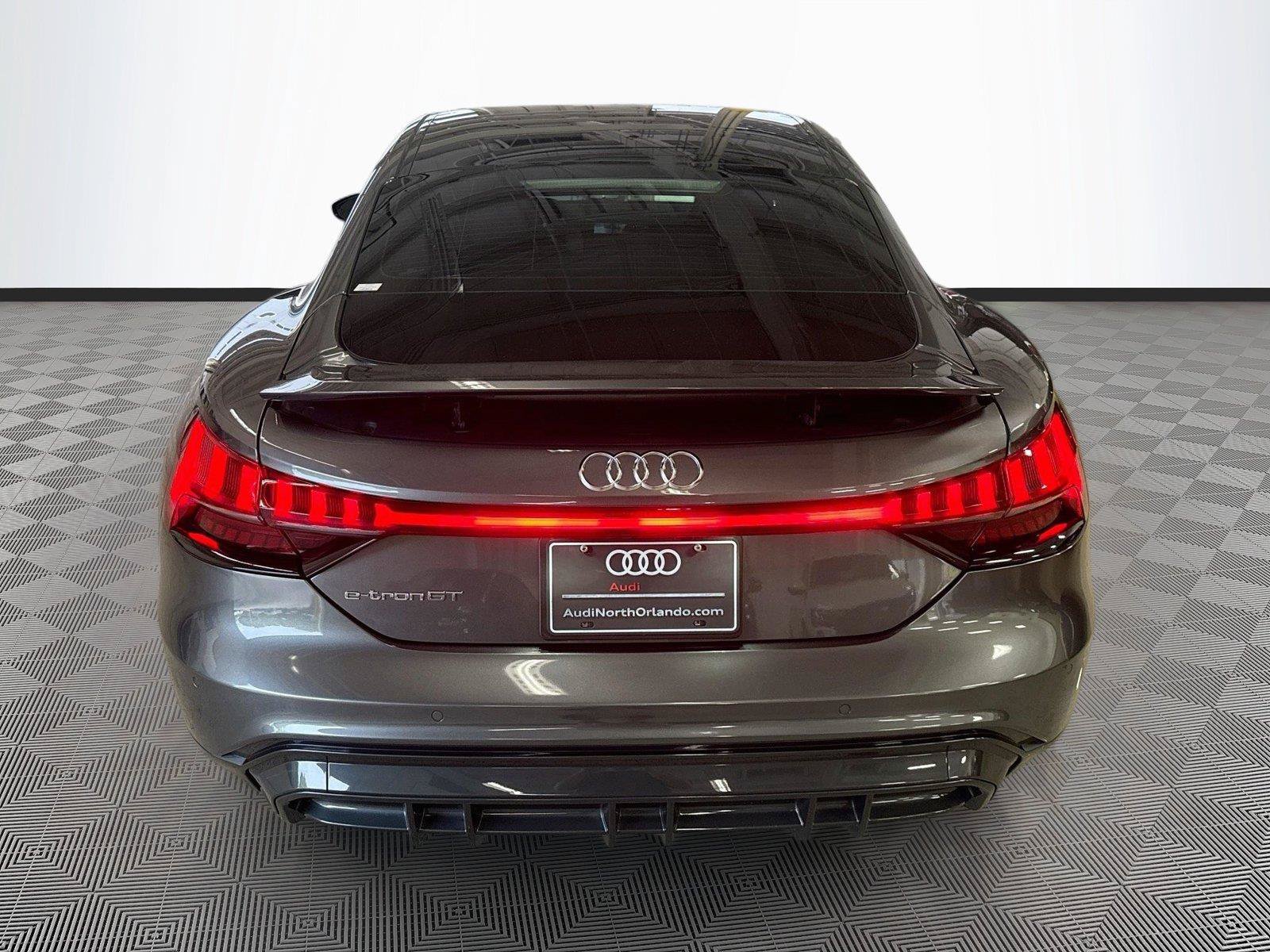 Used 2022 Audi e-tron GT Premium Plus AWD/4WD image 6