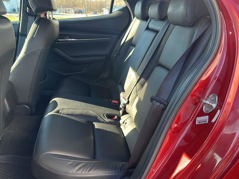 Used 2021 MAZDA MAZDA3 s image 10