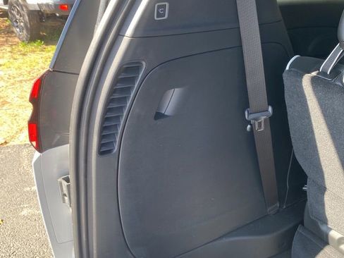 New 2026 Chrysler Pacifica Limited w/ S Appearance Package image 14