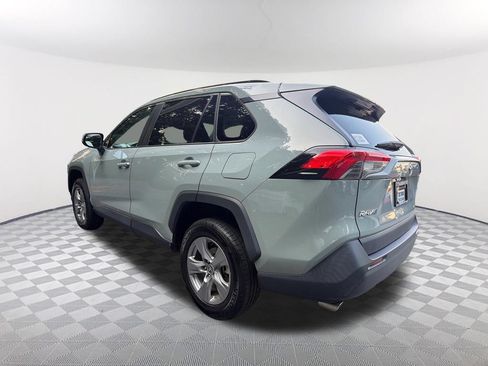 Used 2022 Toyota RAV4 XLE w/ Convenience Package FWD image 7