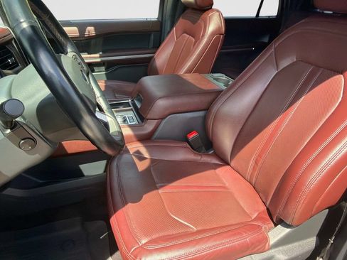 Used 2023 Ford Expedition Max Limited AWD/4WD image 30