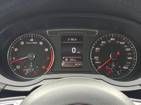 Used 2018 Audi Q3 2.0T Premium Plus image 15