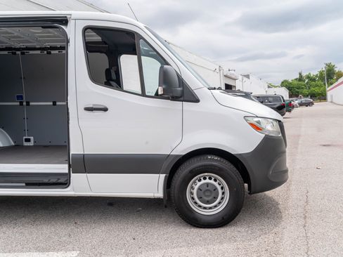 Used 2021 Mercedes-Benz Sprinter 2500 w/ Driver Convenience Package image 53
