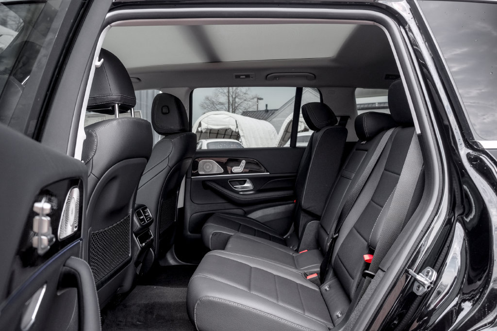 Used 2026 Mercedes-Benz GLS 450 4MATIC image 18
