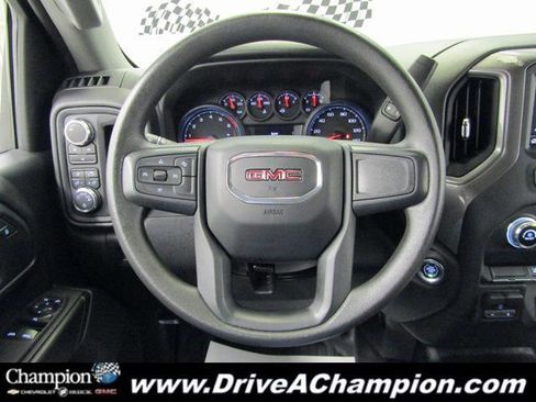 Used 2024 GMC Sierra 2500 Pro w/ Convenience Package image 26