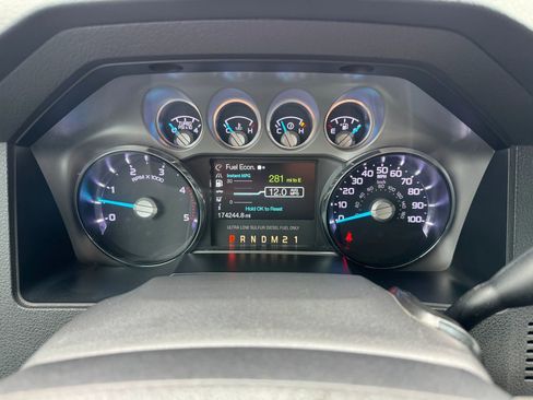 Used 2014 Ford F250 Lariat w/ Lariat Ultimate Package image 24