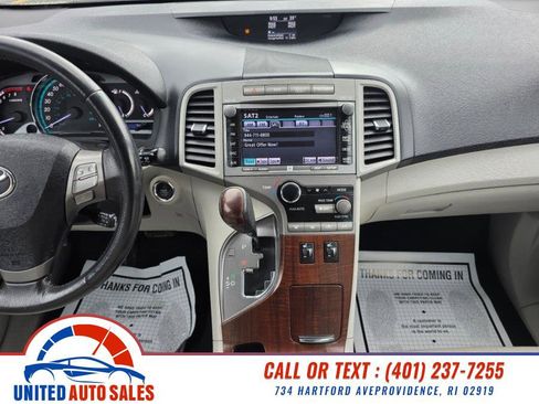 Used 2012 Toyota Venza Limited image 15