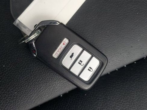 Certified 2018 Honda HR-V EX-L image 34