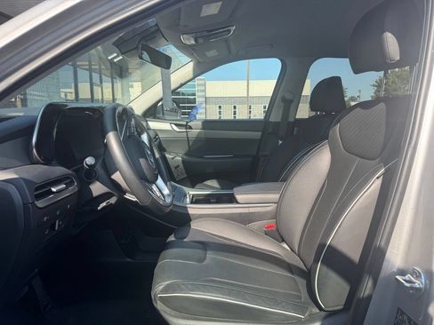 Used 2025 Hyundai Palisade SEL AWD/4WD image 3