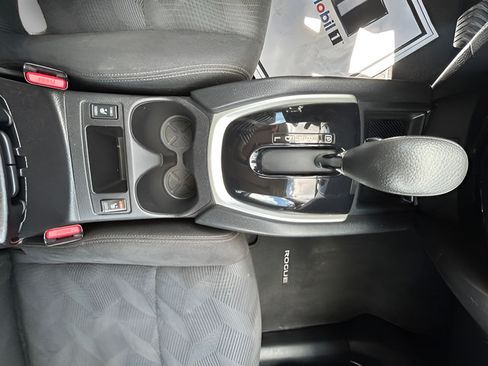 Used 2018 Nissan Rogue SL AWD/4WD image 49