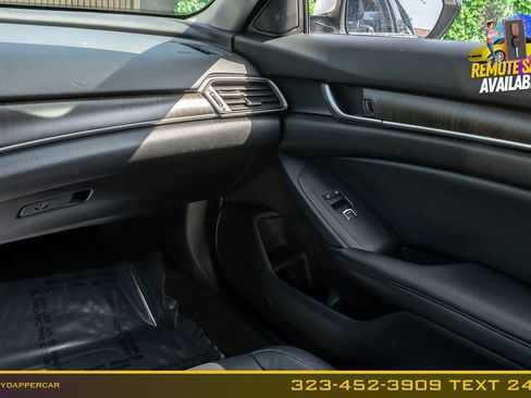 Used 2018 Honda Accord Touring image 23